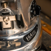 Laden Sie das Bild in den Galerie-Viewer, Fiorenzato F64 Evo Profi Mühle  Silber
